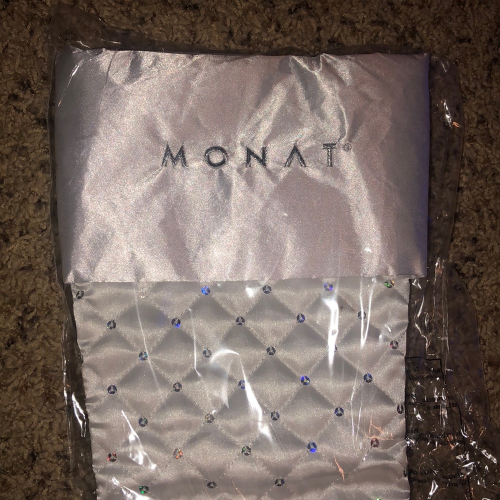 MONAT Stocking - Picture 2 of 3
